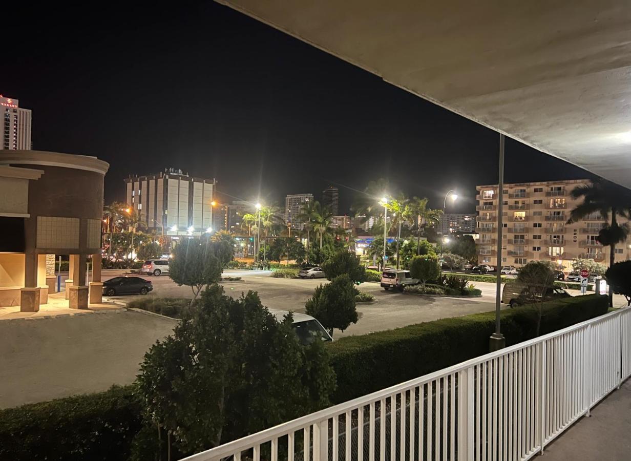 A Pousada Bposhtels Hollywood Florida Exterior foto